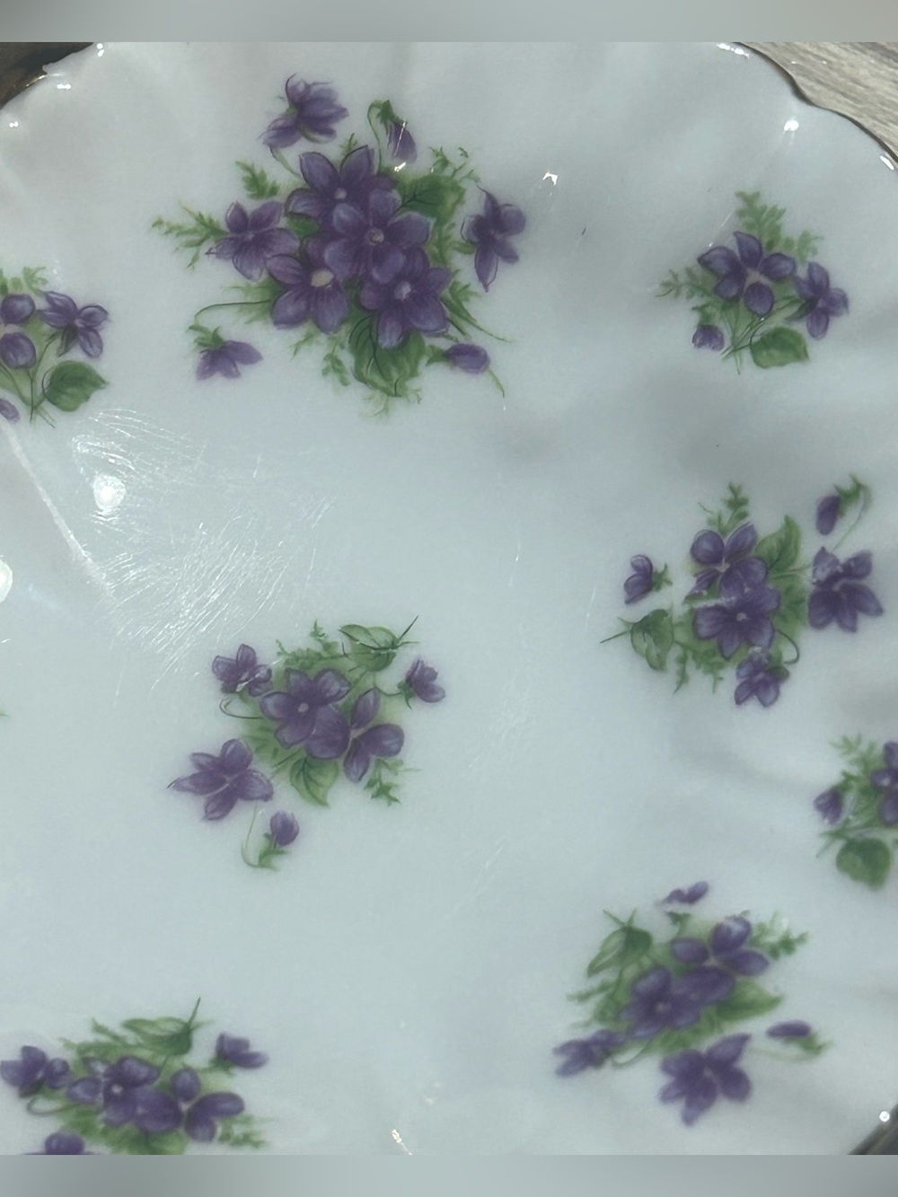 Vintage Lefton China "Purple Violets" Shell Trinket Dish - Picture 5 of 7
